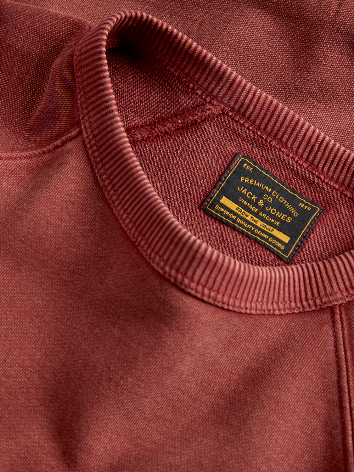 model_shot-detail